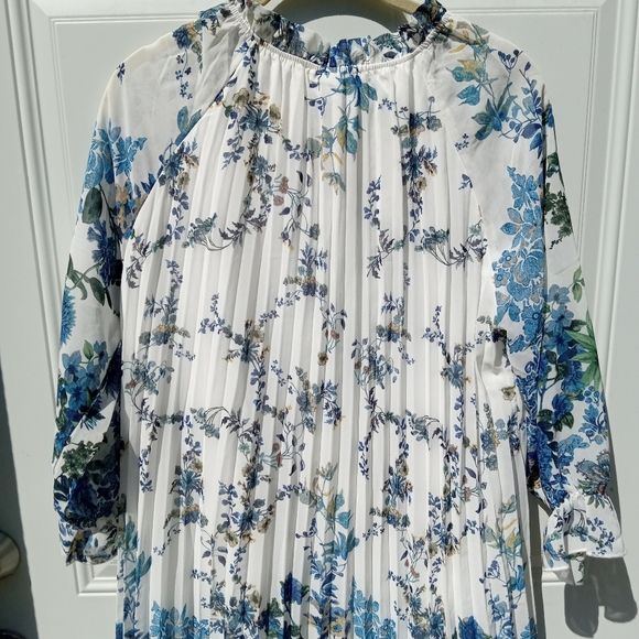 Floral Pleated Chiffon Dress Blue Puff Sleeve Sz Large by ePretty - Picture 6 of 9